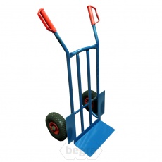Stalen steekwagen ca 150 kg 1150 mm met luchtbanden Stalen steekwagen ca 150 kg 1150 mm met luchtbanden
