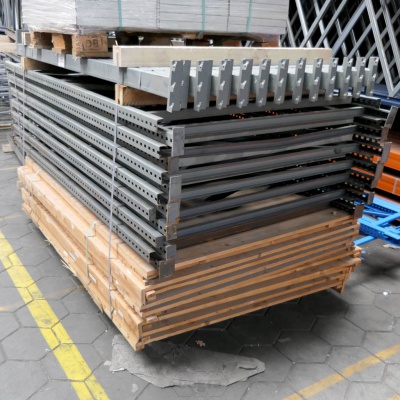 Voordeelpartij gebruikte grootvakstelling 2300x1950x1200mm (hxbxd) Voordeelpartij gebruikte grootvakstelling 2300x1950x1200mm (hxbxd)